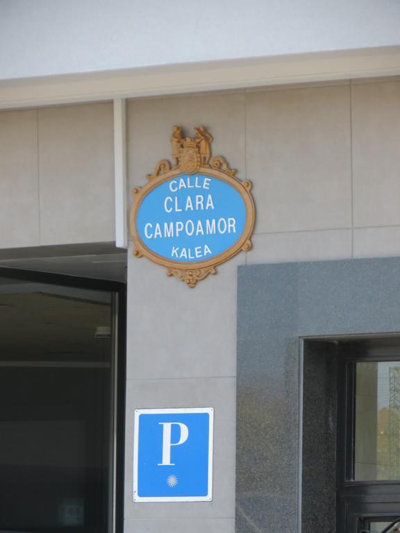 Pension Don Claudio Bilbao Bagian luar foto